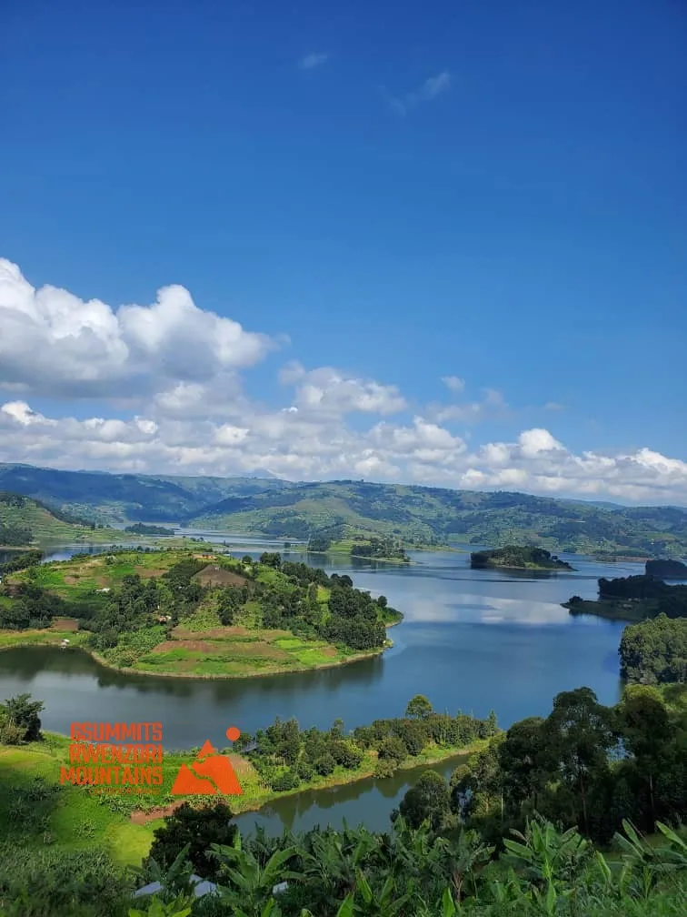 Wildlife Safaris uganda Lake Bunyonyi